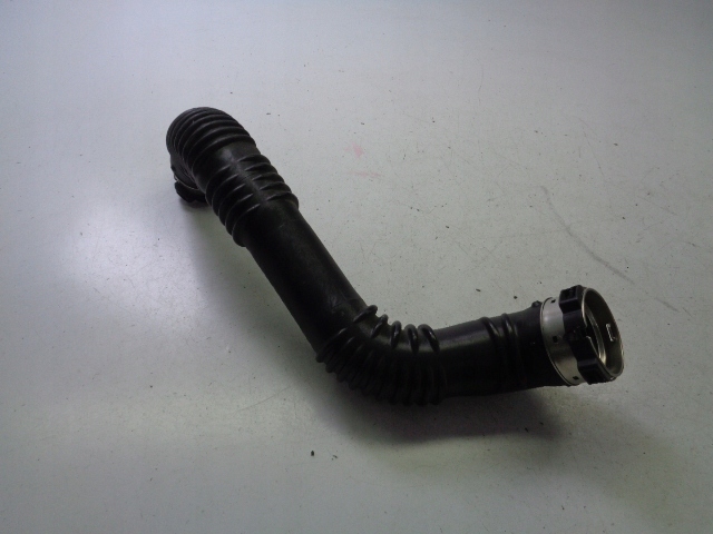 фото №1, Трубка повітря труба інтеркулер mercedes w247 w177 h247 c118 a2475200101