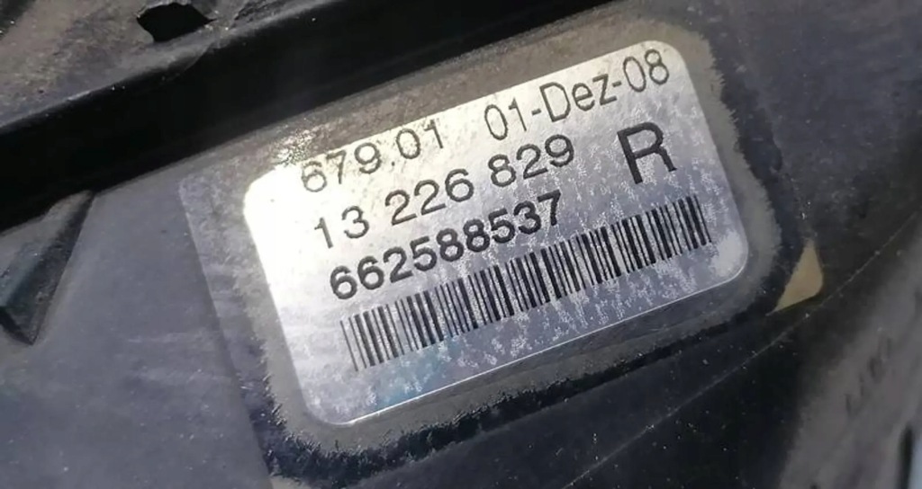 Opel insignia a 08- протитуманна фара правий 13226829 Доставка