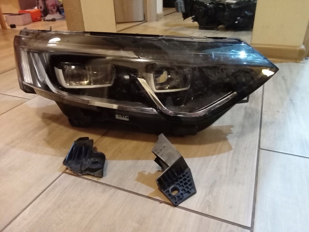 фото №1, Renault koleos ii 17-20 full led pure vision права