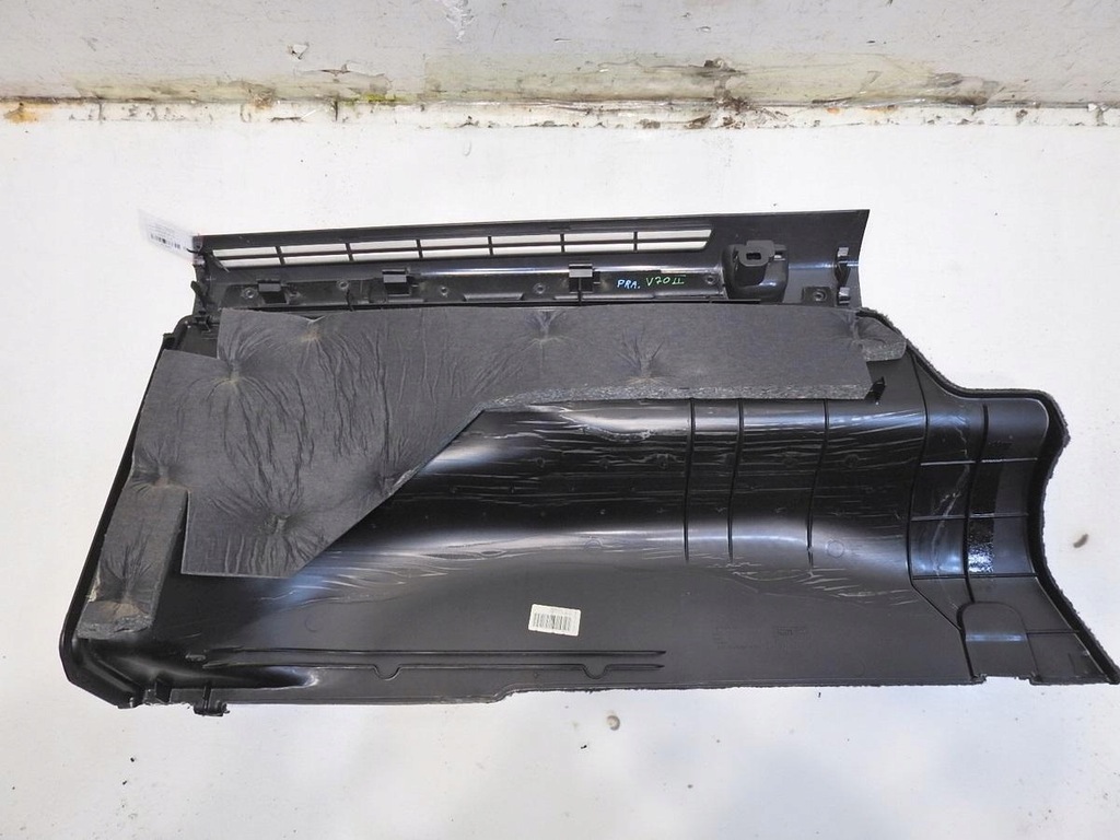 фото №8, Обивка багажника правая volvo v70 ii