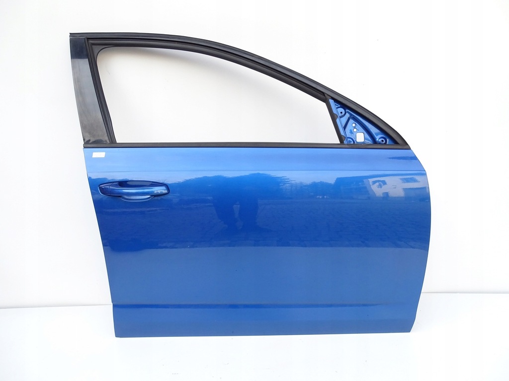 фото №1, Дверь правый перед правое передние lf5w skoda octavia iii 5e