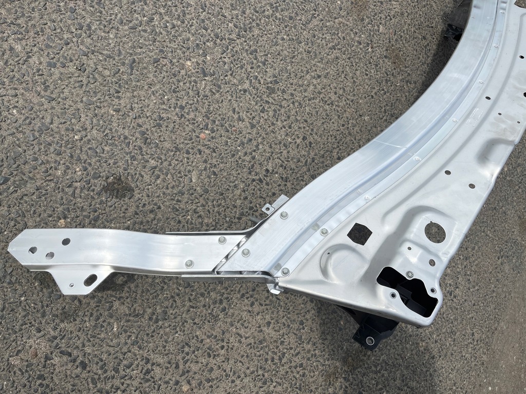 фото №6, Pas передний усилитель mercedes glc eqc idealny