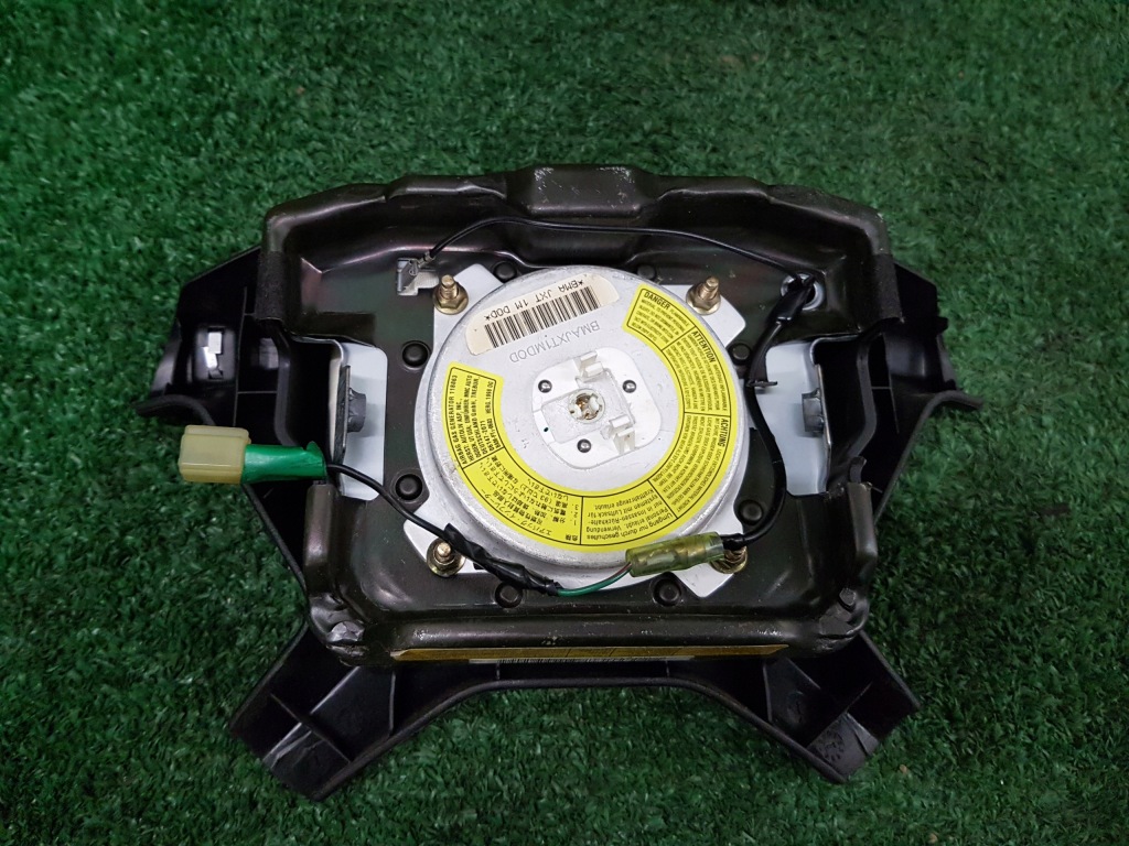 Кермо  mitsubishi carisma в Україні