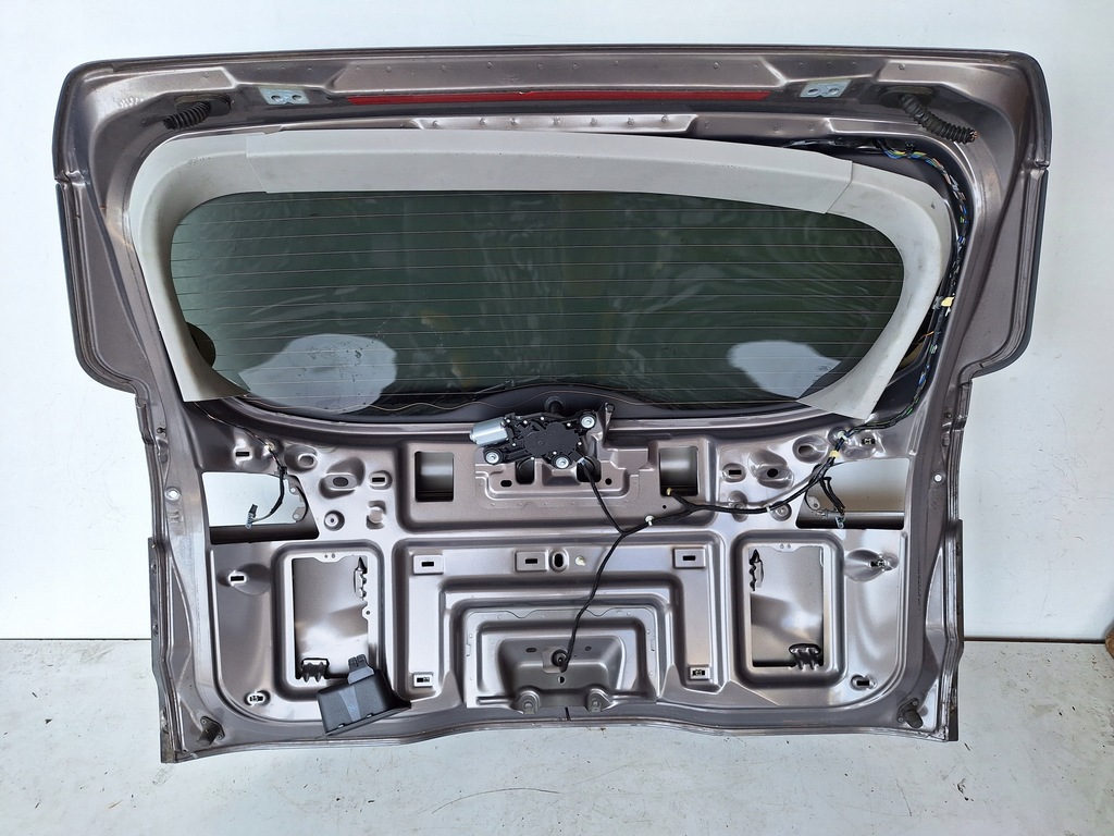 фото №2, Ford s-max mk1 10-15 кришка багажника задня