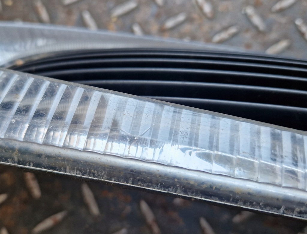 фото №2, Решётка радиатора решётка радиатора ford fiesta mk4