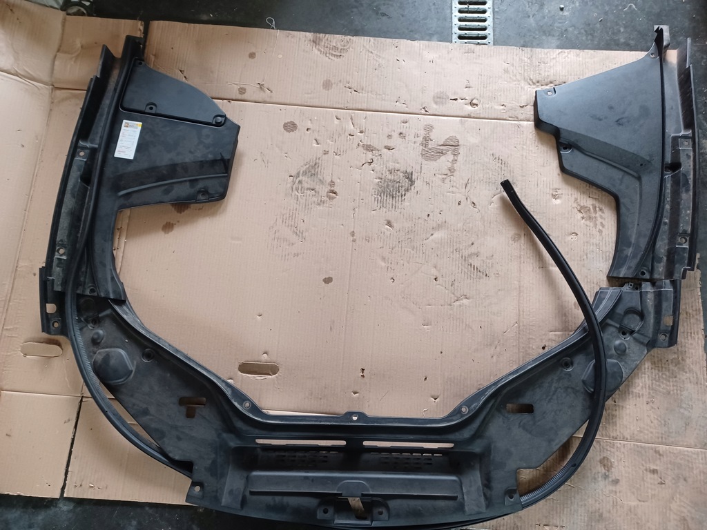 фото №1, Maserati levante захист поперечина передній накладка