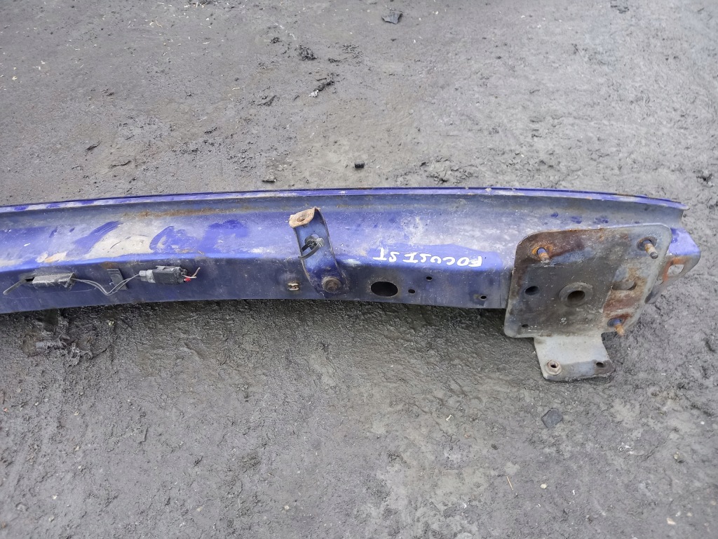 Балка pod бампер перед передняя ford focus i st в Украине
