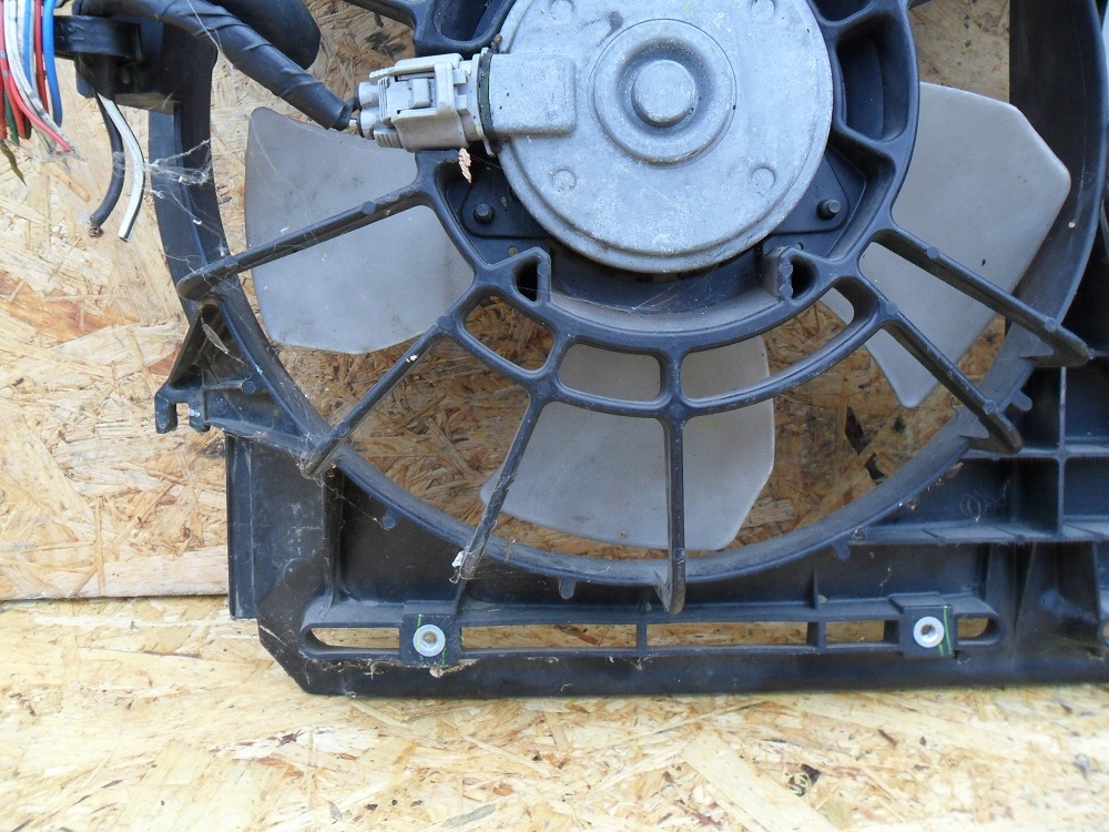 фото №12, Toyota corolla e12 2007- вентилятор