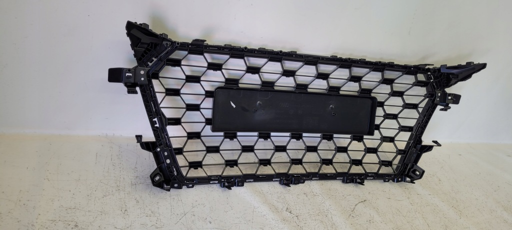 Audi tt 8s0 s line lift решітка радіатора решітка радіатора 2019-2023r Недорого