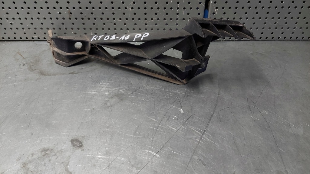 фото №1, Voyager town country 08-10r напрямна pod фара правий