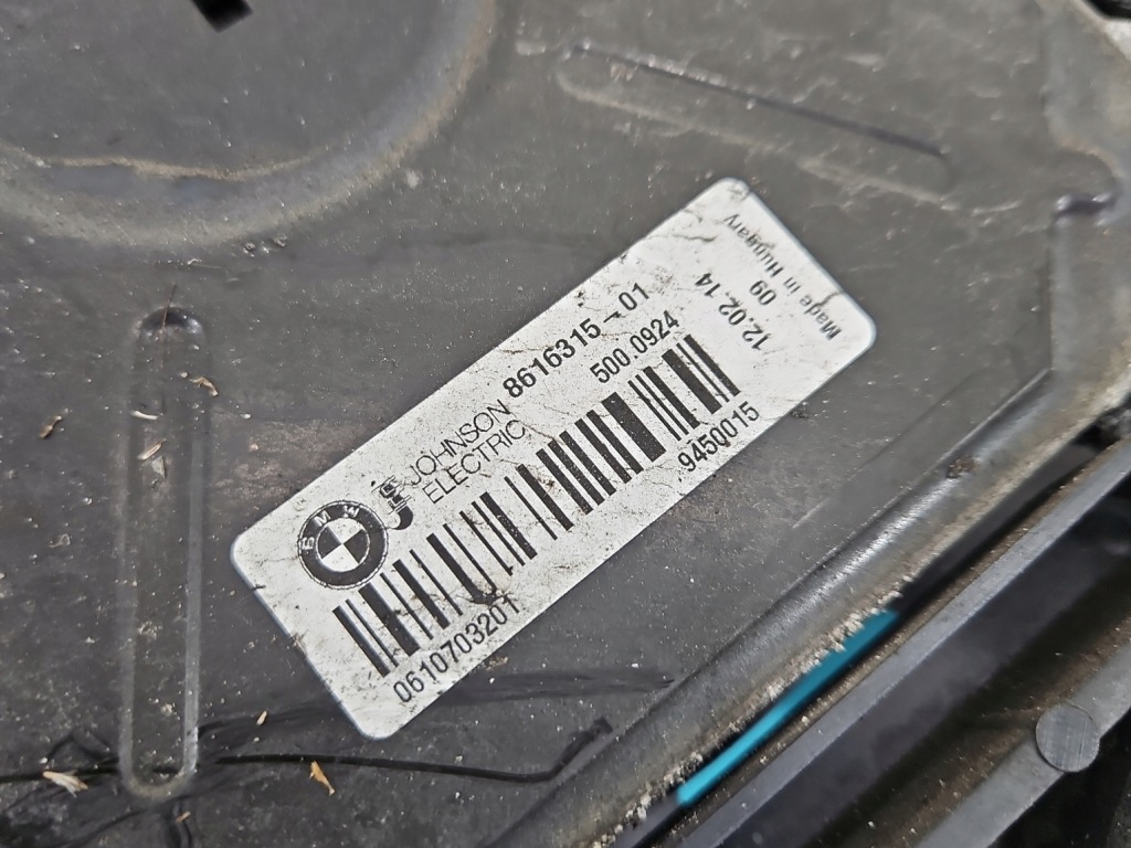 Вентиляторы вентилятор радиатора bmw f30 8616315 2.0d n47d20c Киев