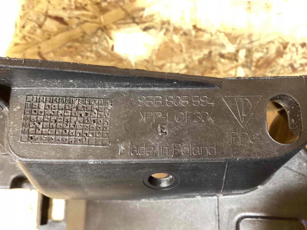 фото №6, Панель фары pas правый porsche macan 95b805594