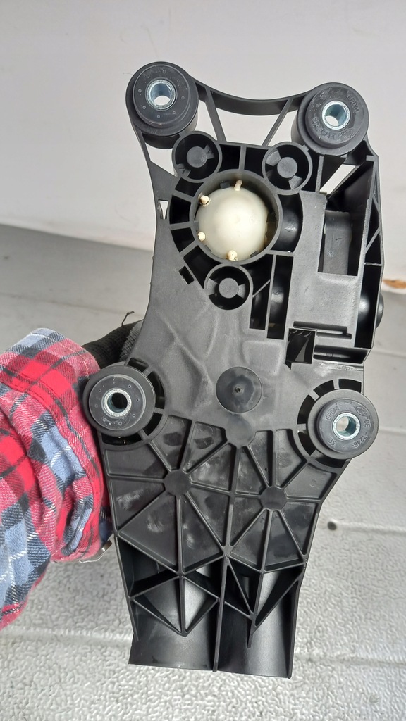 фото №5, Домкрат переключения передач ford fiesta 03r 1.3b