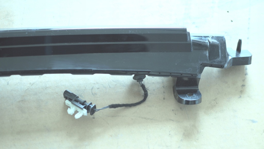 фото №3, Лампа стоп led land rover defender 2 ii 20-