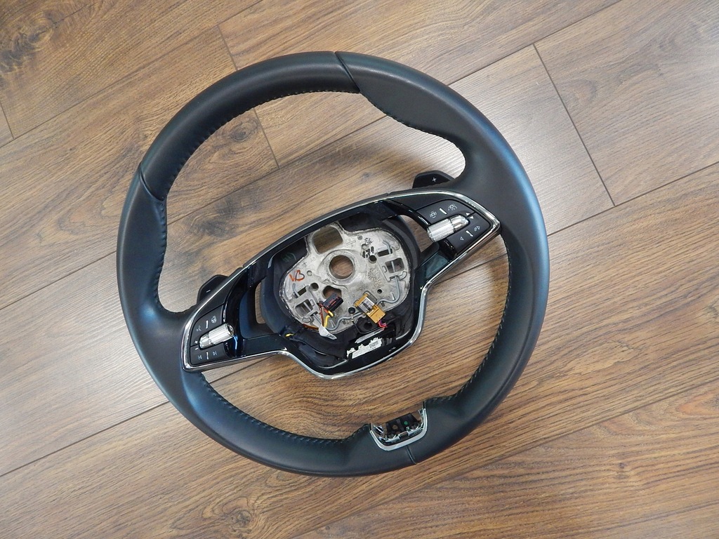 фото №5, Skoda karoq lift - воздуховод кожа подогрев с подогревом лепестки переключения oryg ładna