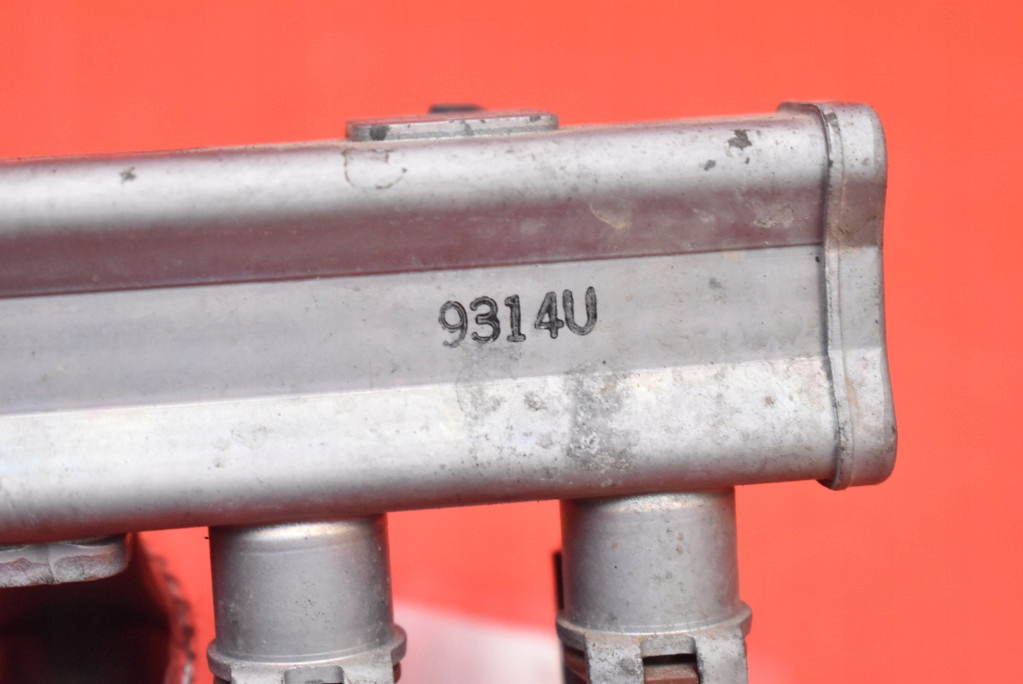 Купить Молдинг впрыскная toyota yaris 3 iii 1.0 69 km 17-19