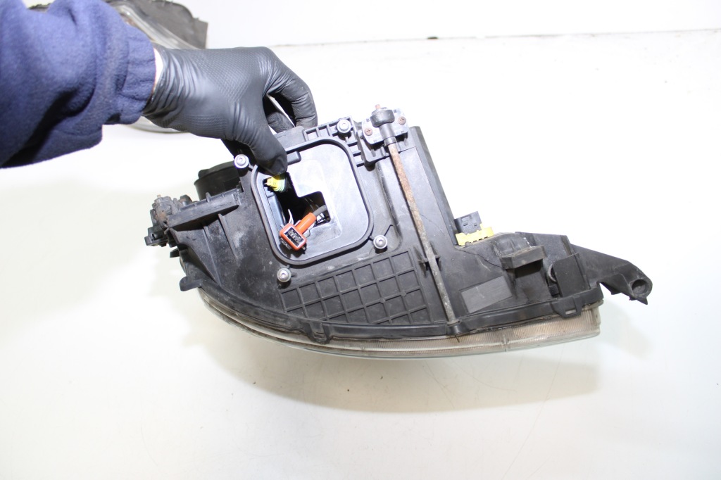 Купить Mercedes actros mp4 лампы лампа перед bi ксенон левая + правая европа 2szt