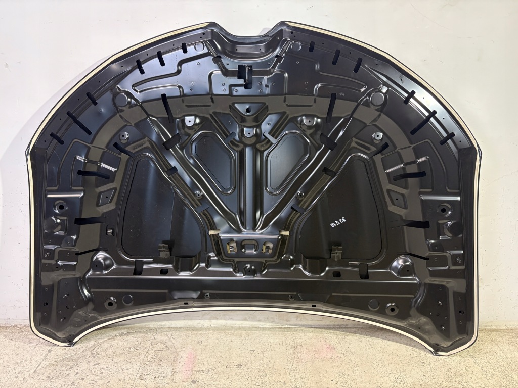 Капот кришка двигуна renault arkana Зі Шроту