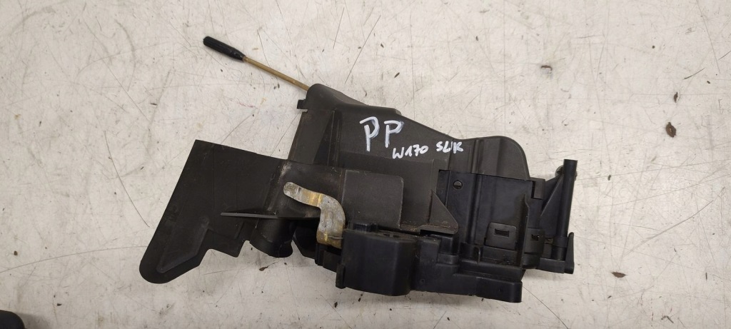 фото №1, Mercedes slk i r170 170 w170 96- замок дверь правый перед 1707200435 europa