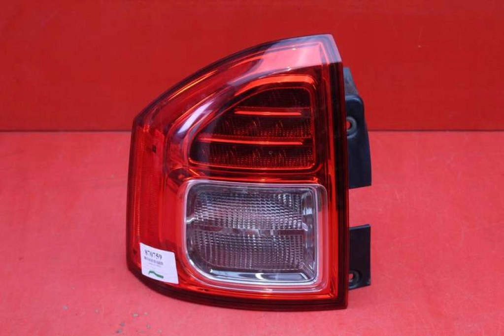 Купити Лампа ліва задній задня 05182545 jeep compass 1 i рестайлінг  11-13