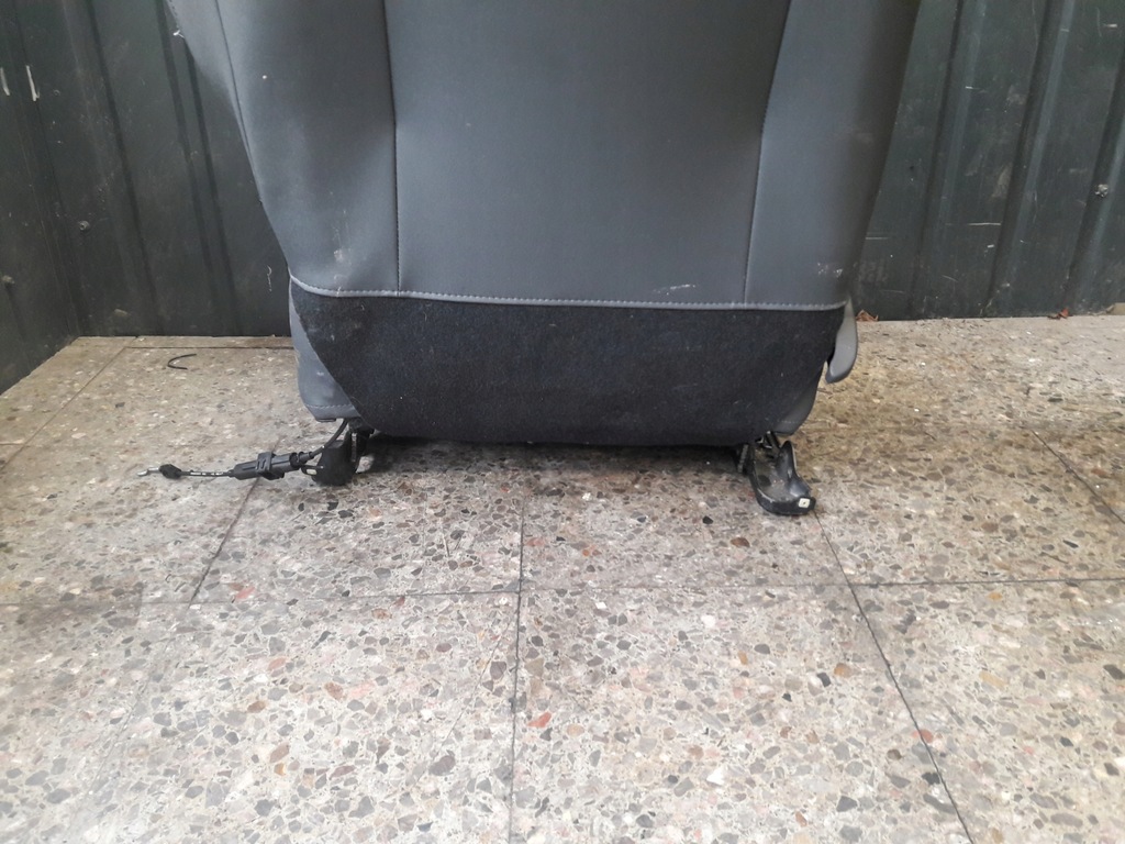 фото №10, Сиденье левый перед renault twingo ii 3d