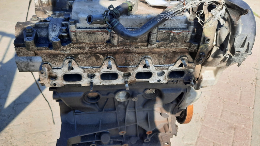 Двигун f5r700 2.0b 16v renault laguna 2 Зі Шроту