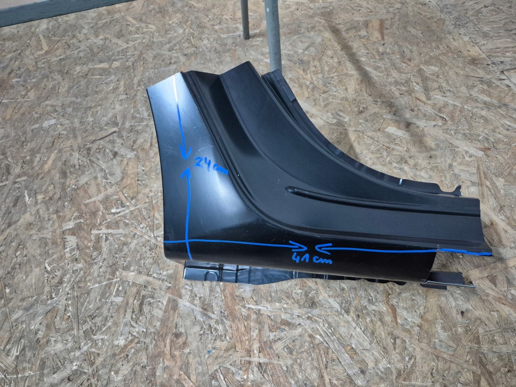 фото №1, Toyota auris ii 2 порог правый задняя