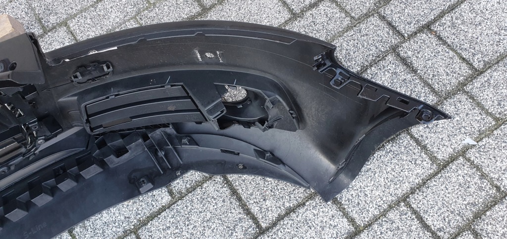 Audi a3 8p0 рестайлинг  s-line 09-12 бампер перед a123 Цена