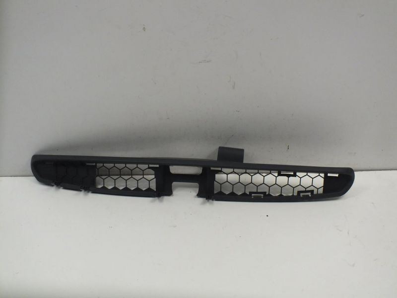 Купити Clio 2 решітка решітка  решітка радіатора бампера оригінал