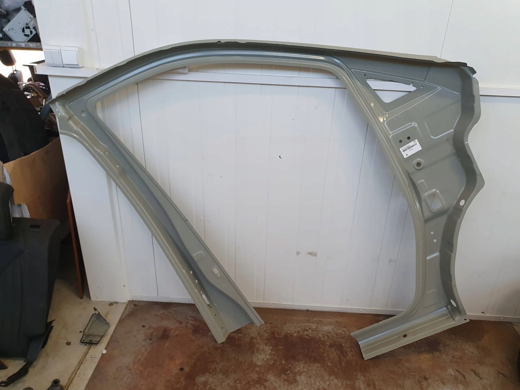 фото №8, Hyundai h-1 15-22 блок двигателя a перед левый обшивка