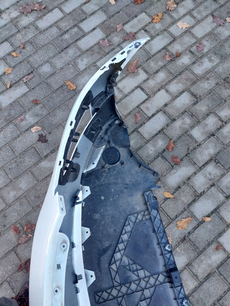 фото №7, Бампер передній tesla iii