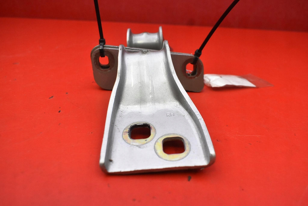 фото №6, Петля петлі кришки 13275575 13258165 opel astra 4 iv j 5d hb lift 11-20