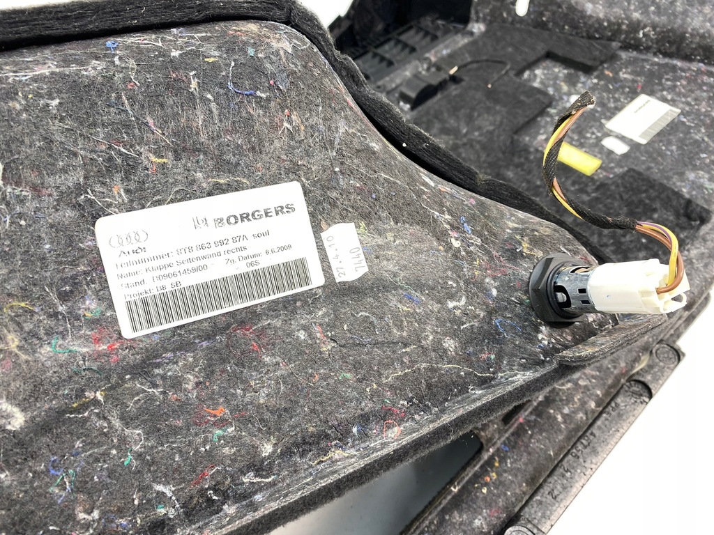 фото №8, Обшивка багажника правий audi a5 8t sportback