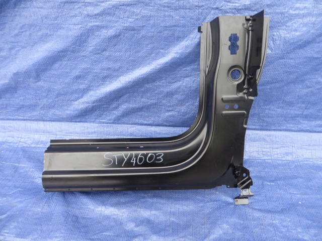 Купить Audi q3 sq3 rsq3 8u0 2011-18 стойку порог правая