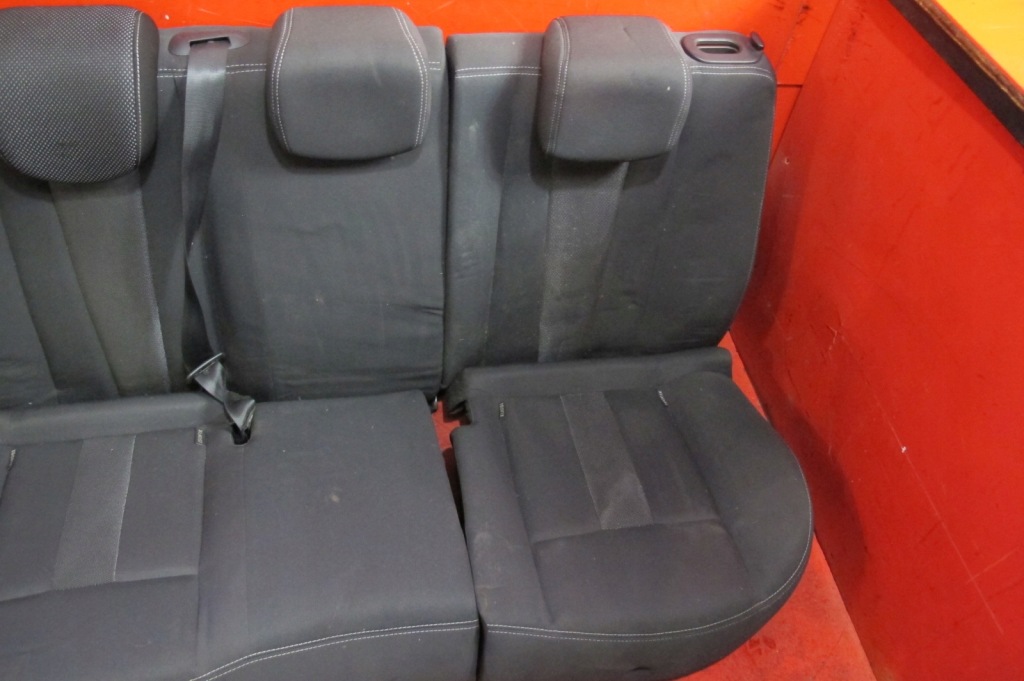 Renault megane 3 iii hb 5d сидіння правий лівий перед заднє сидіння задня комплект europa Оригінал