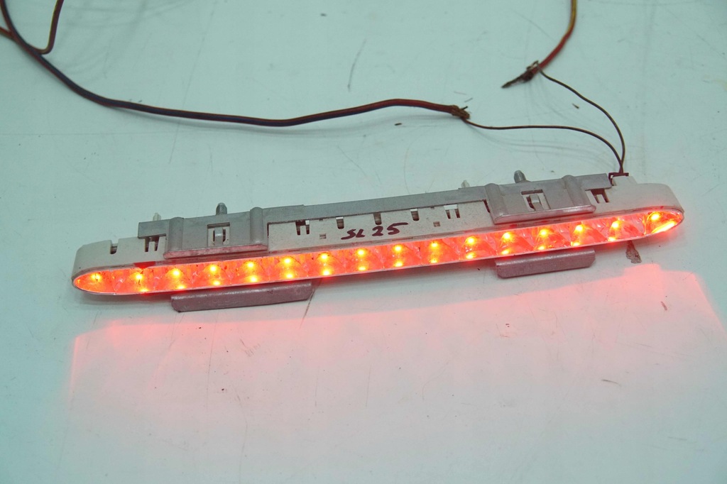 фото №3, Стоп свет стоп-сигнал mercedes sl r230 bez накладка