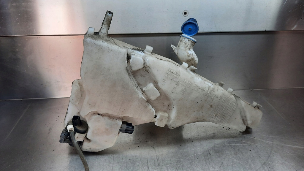 фото №5, Бачок жидкость омывателя volvo v50 2.0 hdi 04r