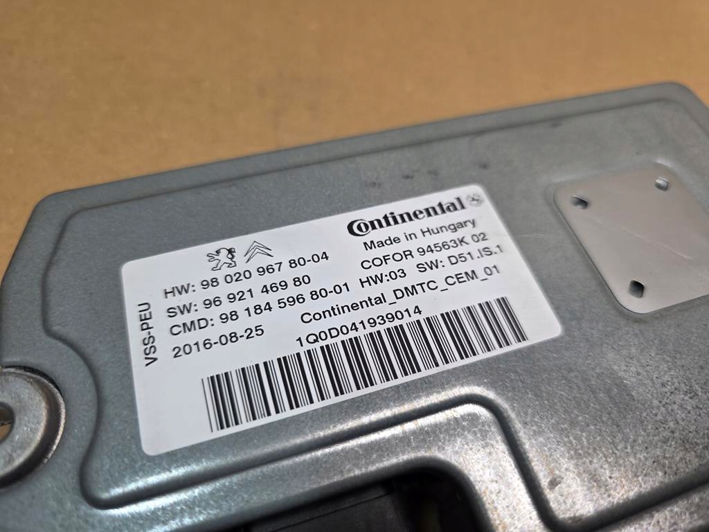 фото №4, Модуль запуск стоп citroen peugeot 9802096780 17