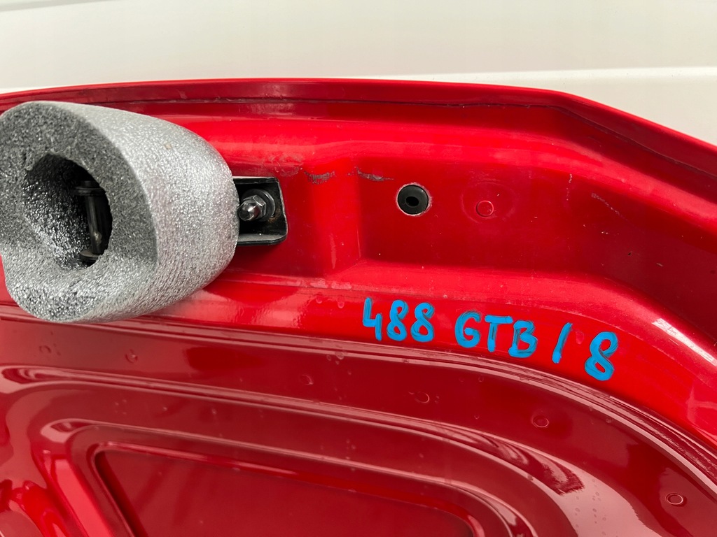 фото №8, Капот ferrari 488 gtb