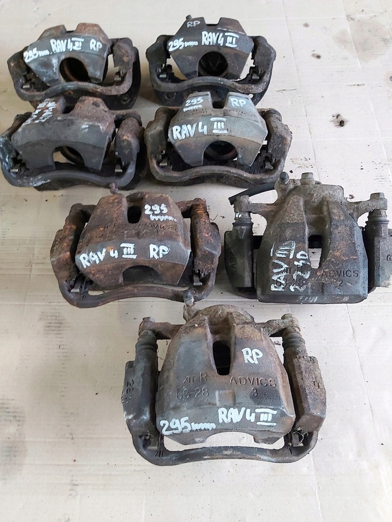 фото №1, Toyota rav4 iii супорт гальма скоба правий перед