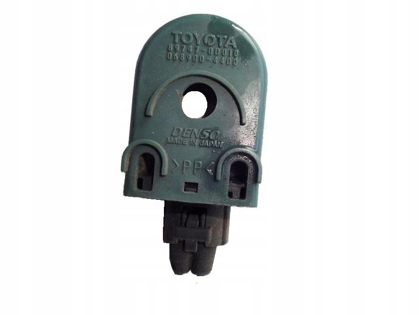Купить Датчик toyota yaris 2 2006-2011 год 89747-0d010 068900-4400