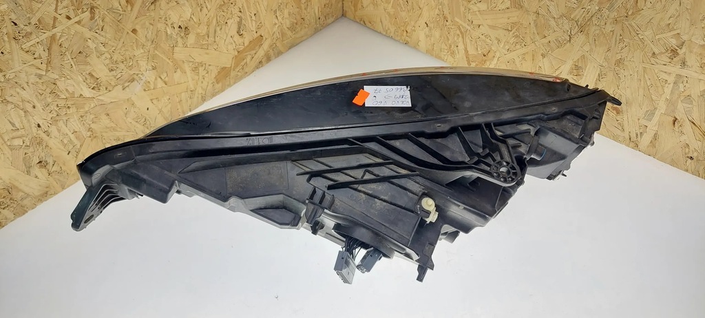 фото №8, Volvo v60 2020 лампы передние