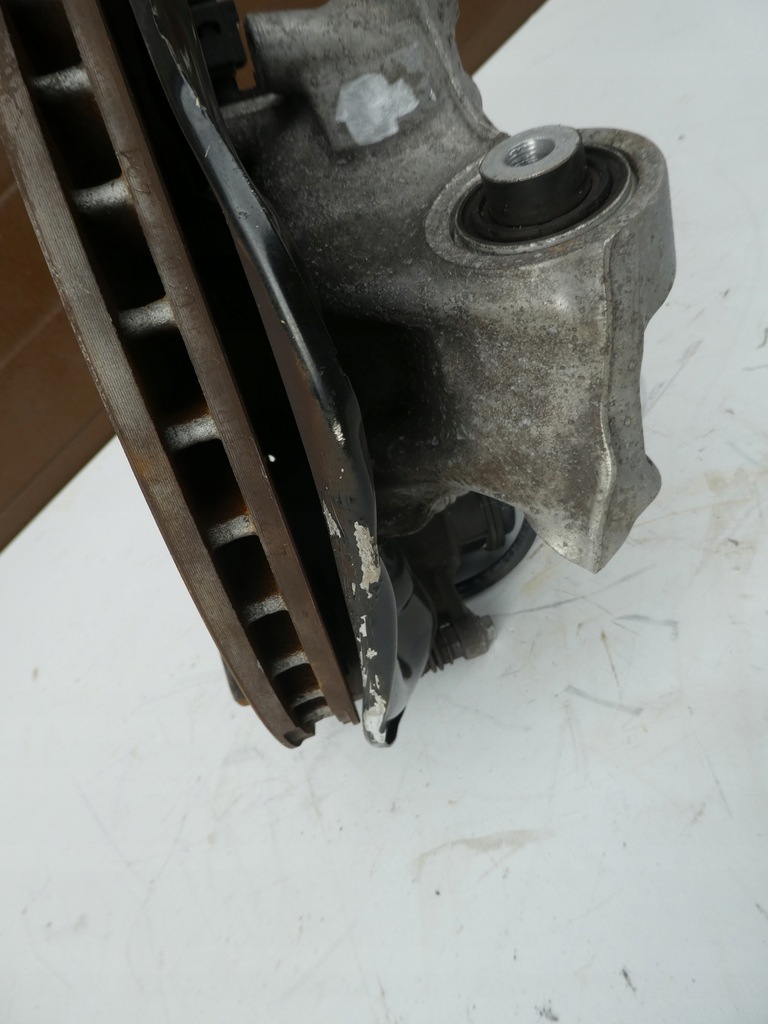 фото №4, Поворотний кулак ліва задня ступиця audi q7 4m0505431af