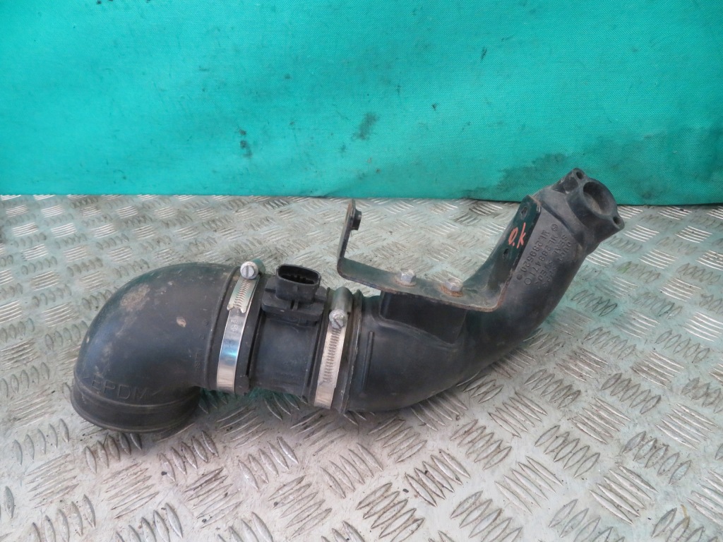 Купити Шланг витратомір повітря mitsubishi canter fuso 3.0 21r