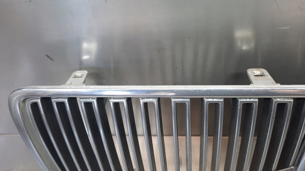 фото №9, Решітка радіатора решітка радіатора 9178087 volvo s80 98-06r