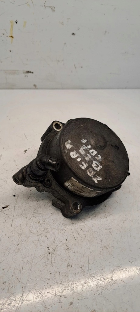 Купити Opel astra h 1.9 cdti насос вакуум 55187760