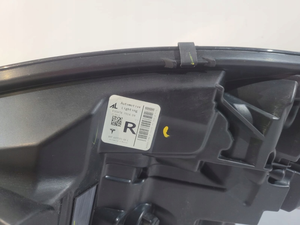 Tesla model 3 фара full led r - 13632 Зі Шроту