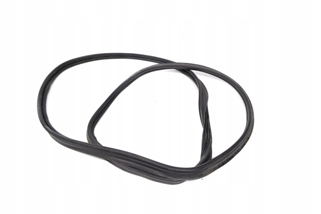 фото №3, Mercedes c218 cls350 cdi 2011 rhd прокладка задний крышки резиновый элемент