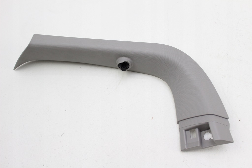 фото №1, Bmw x1 f48 захист стійка кришки права 7350848