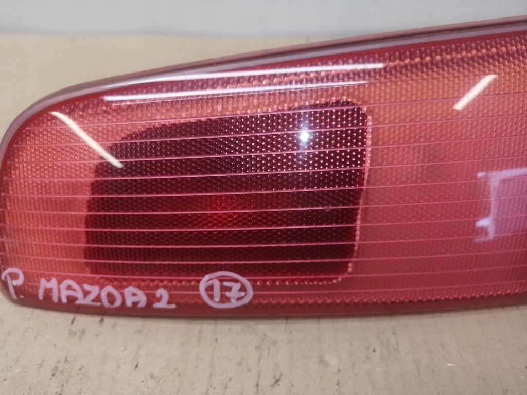 фото №11, Лампа w кришка задня права + ліва mazda ii 2 dy 03-07